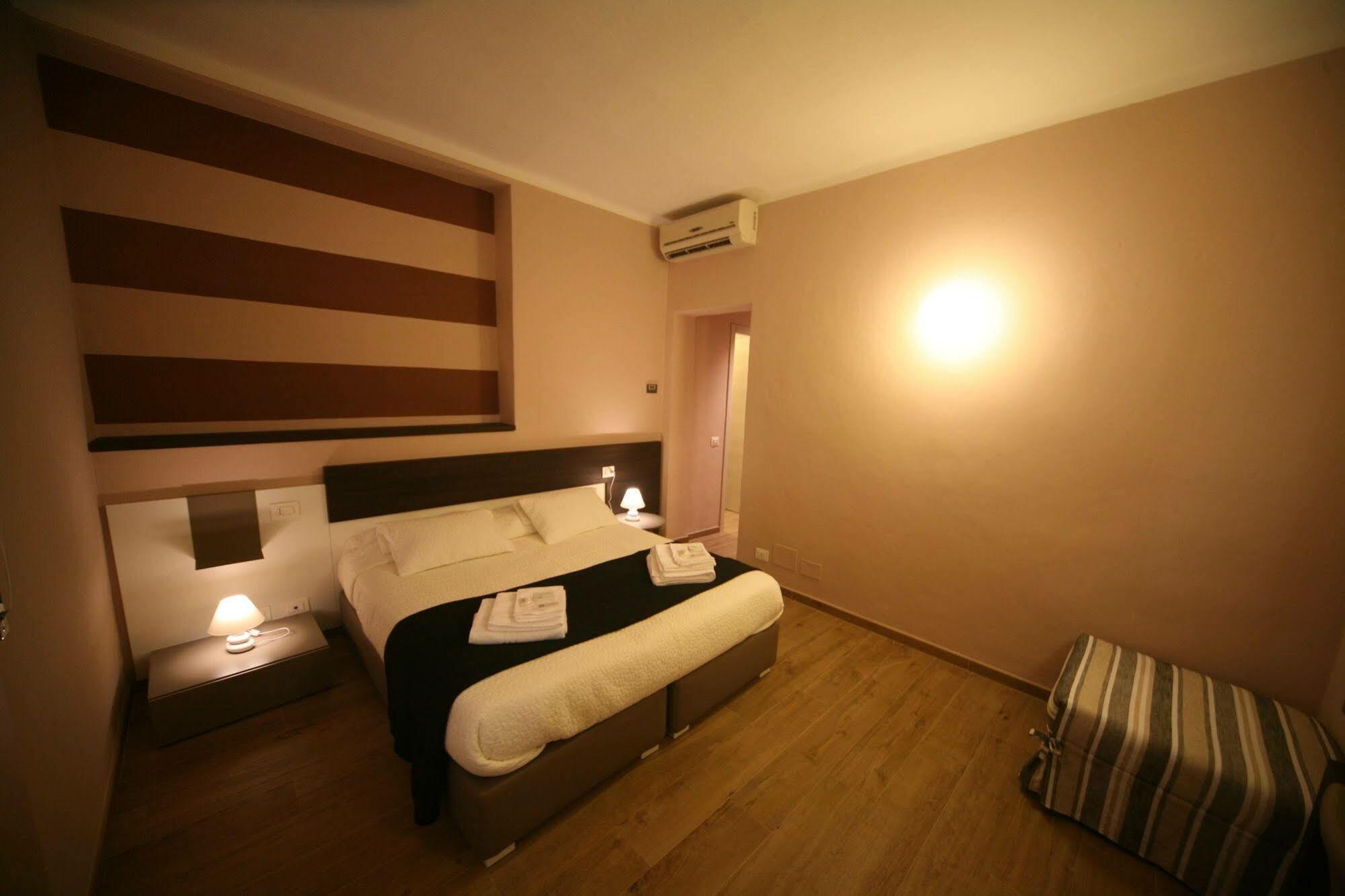 Bed & Breakfast La Loggia De Banchi 2*